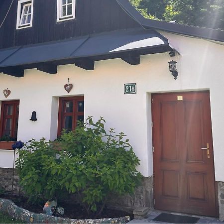 Rozpravkovy Domcek Zvoncek Villa Dóval Kültér fotó