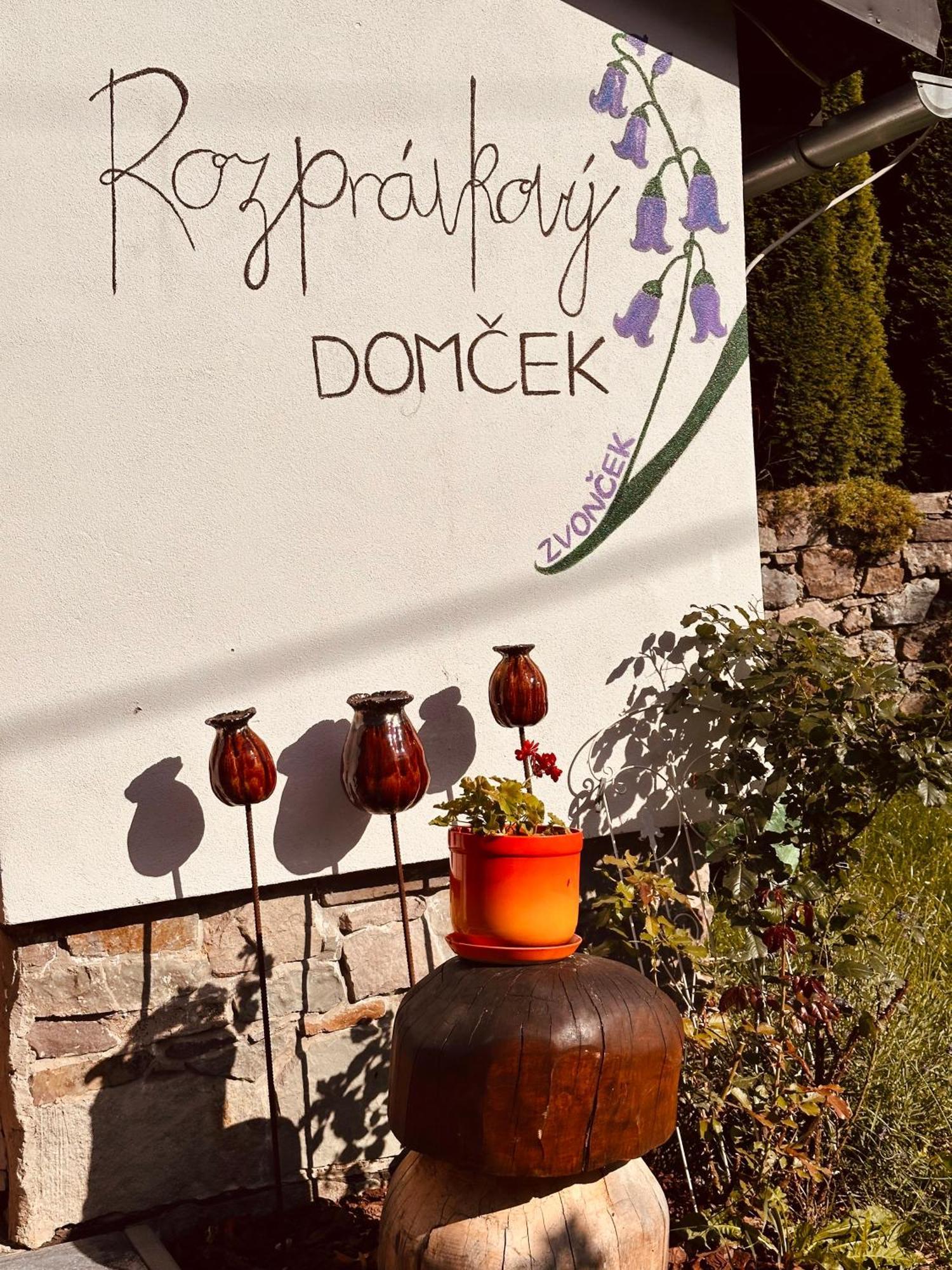 Rozpravkovy Domcek Zvoncek Villa Dóval Kültér fotó